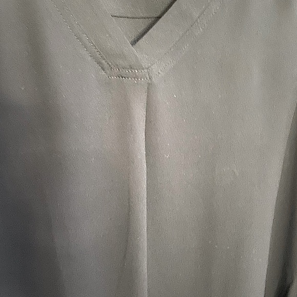 NINE WEST Tunic Top V-Neck Pullover Style in Black Oversized S fits like Medium - Picture 7 of 8